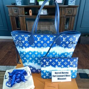 Authentic Louis Vuitton Escale MM  limited edition